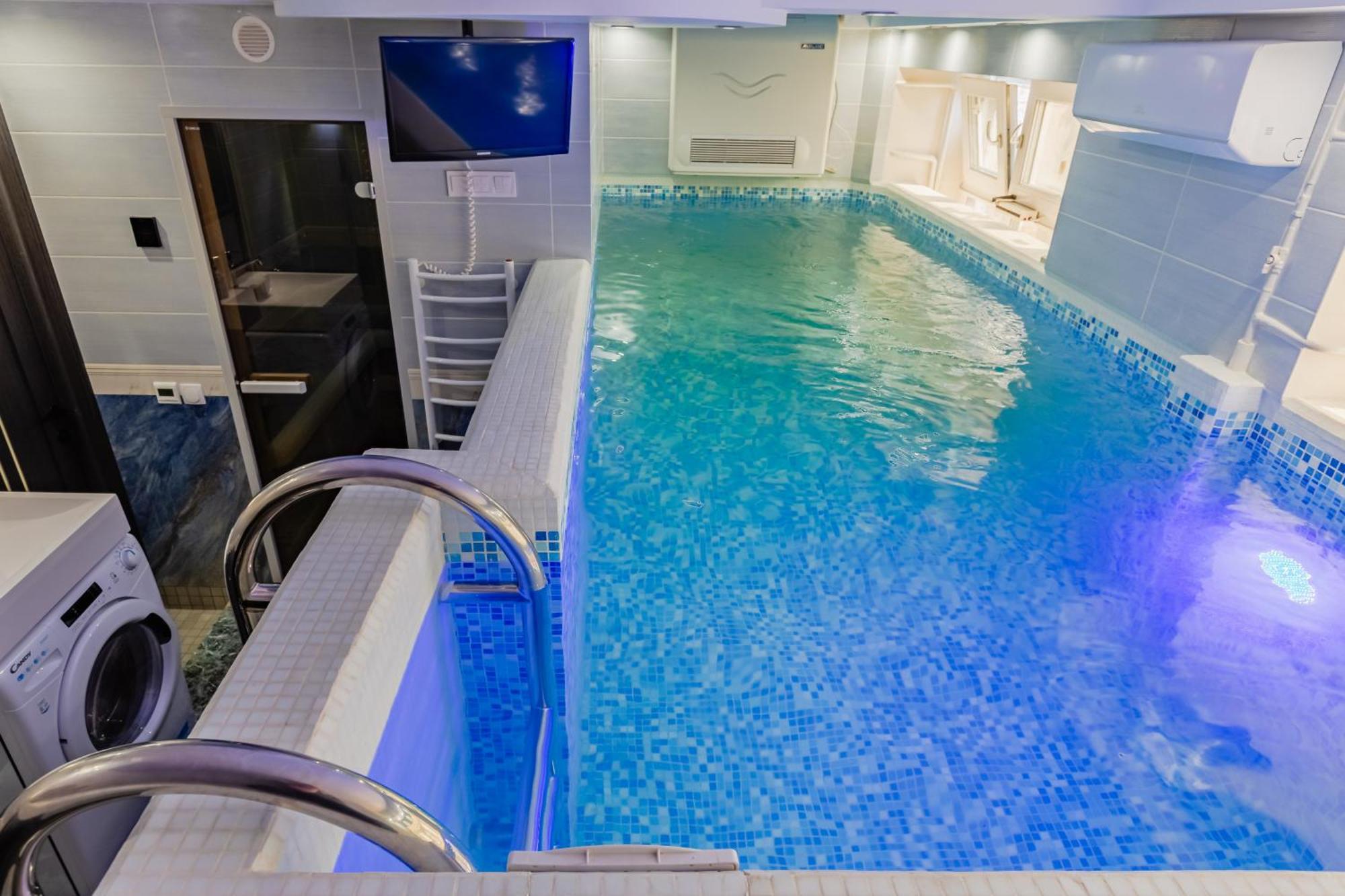 Luxury Apartment With Pool And Hammam Kiev Esterno foto